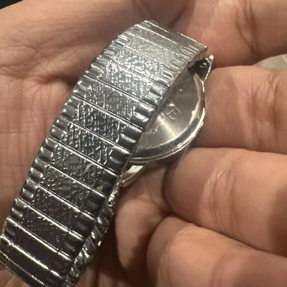 Working Treasure Hunt Watch 35mm Silver Steel Band Quartz New Battery Fit 7.5in